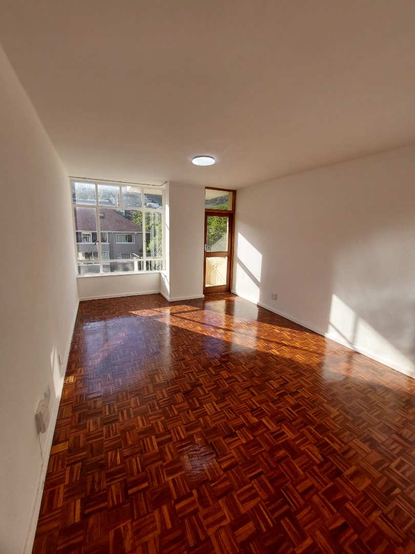 To Let 2 Bedroom Property for Rent in Tamboerskloof Western Cape